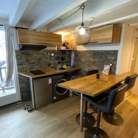 With View Near The Center Of Apartment Chamonix